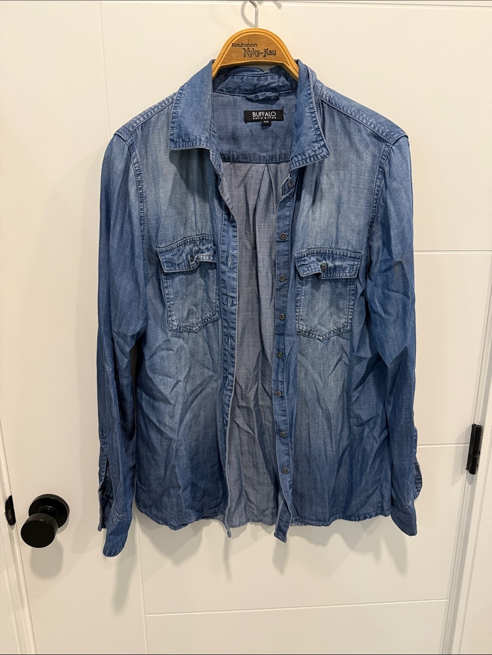 Buffalo David Bitton Light Blue Denim Shirt size medium